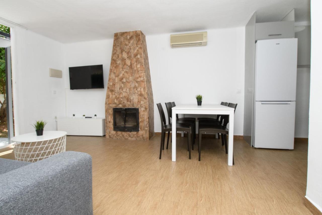 Rentalmar Villa Covamar Families Only Σαλού Εξωτερικό φωτογραφία
