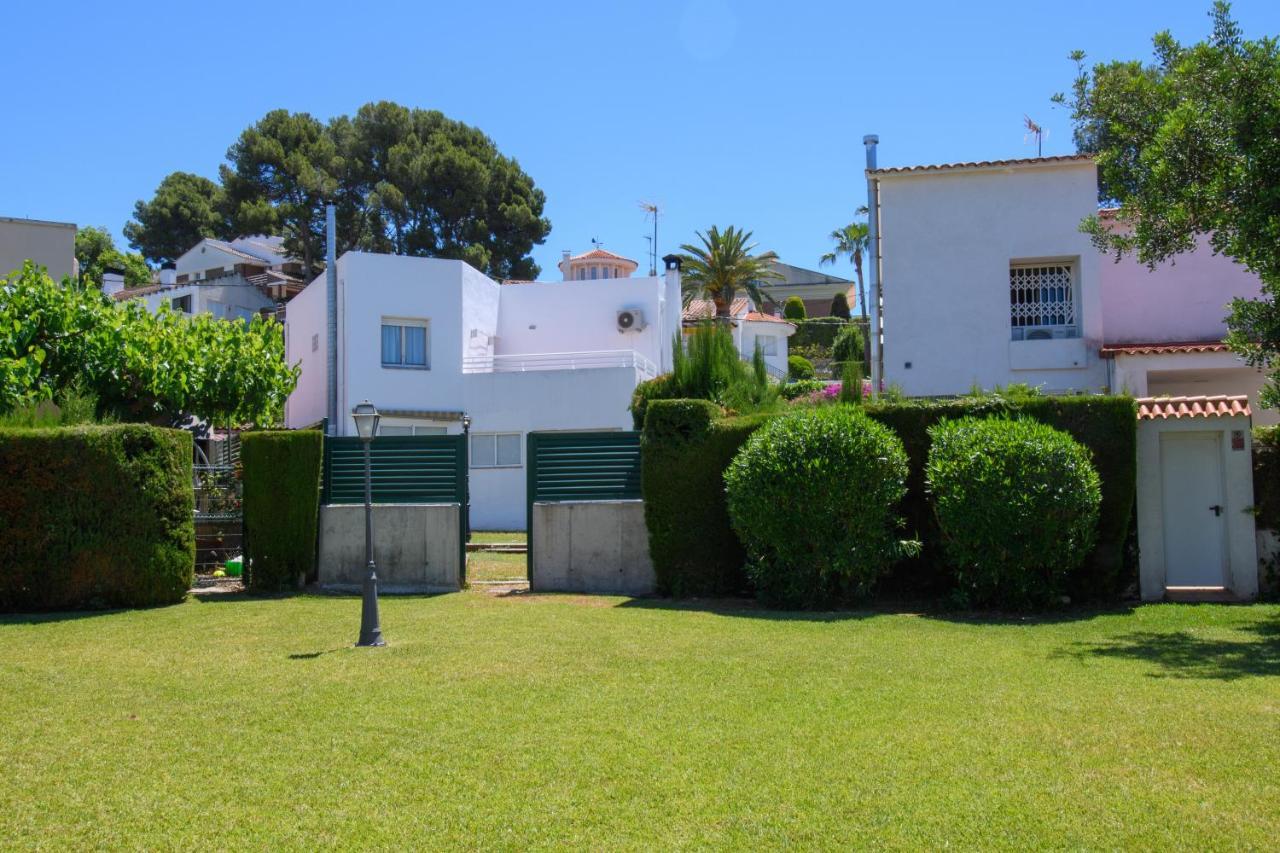 Rentalmar Villa Covamar Families Only Σαλού Εξωτερικό φωτογραφία